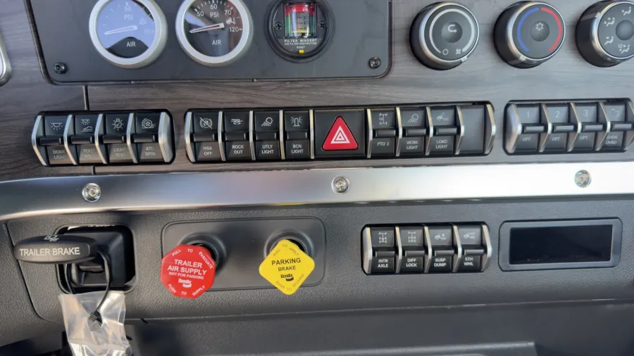 2026 Western Star 47X | Photo 16 of 16