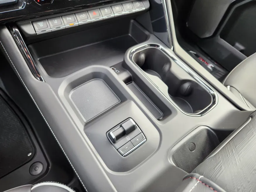 2026 GMC Sierra 2500HD AT4X | Photo 14 of 24