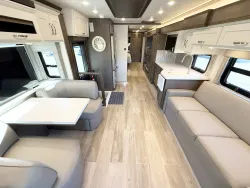 2026 Newmar Super Star 4040 | Thumbnail Photo 4 of 29