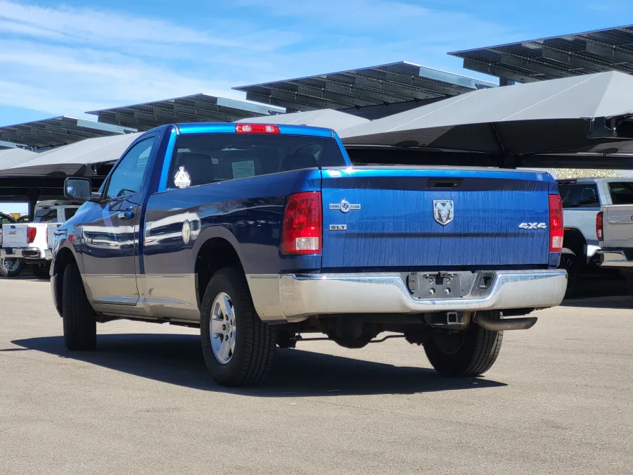 2010 Dodge Ram 1500 SLT | Photo 4 of 21