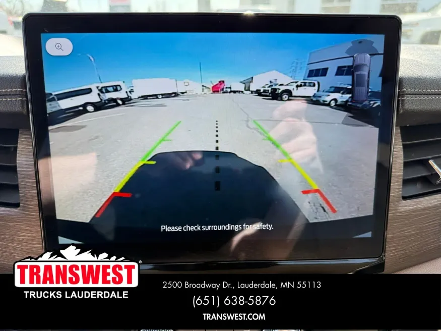 2024 Ford Expedition Limited | Photo 11 of 22