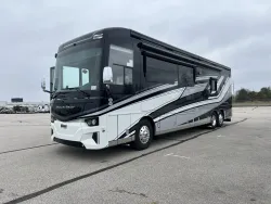 2026 Newmar Dutch Star 4081 | Thumbnail Photo 5 of 42