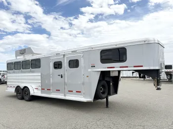 2026 Logan Coach Riot 4HGN