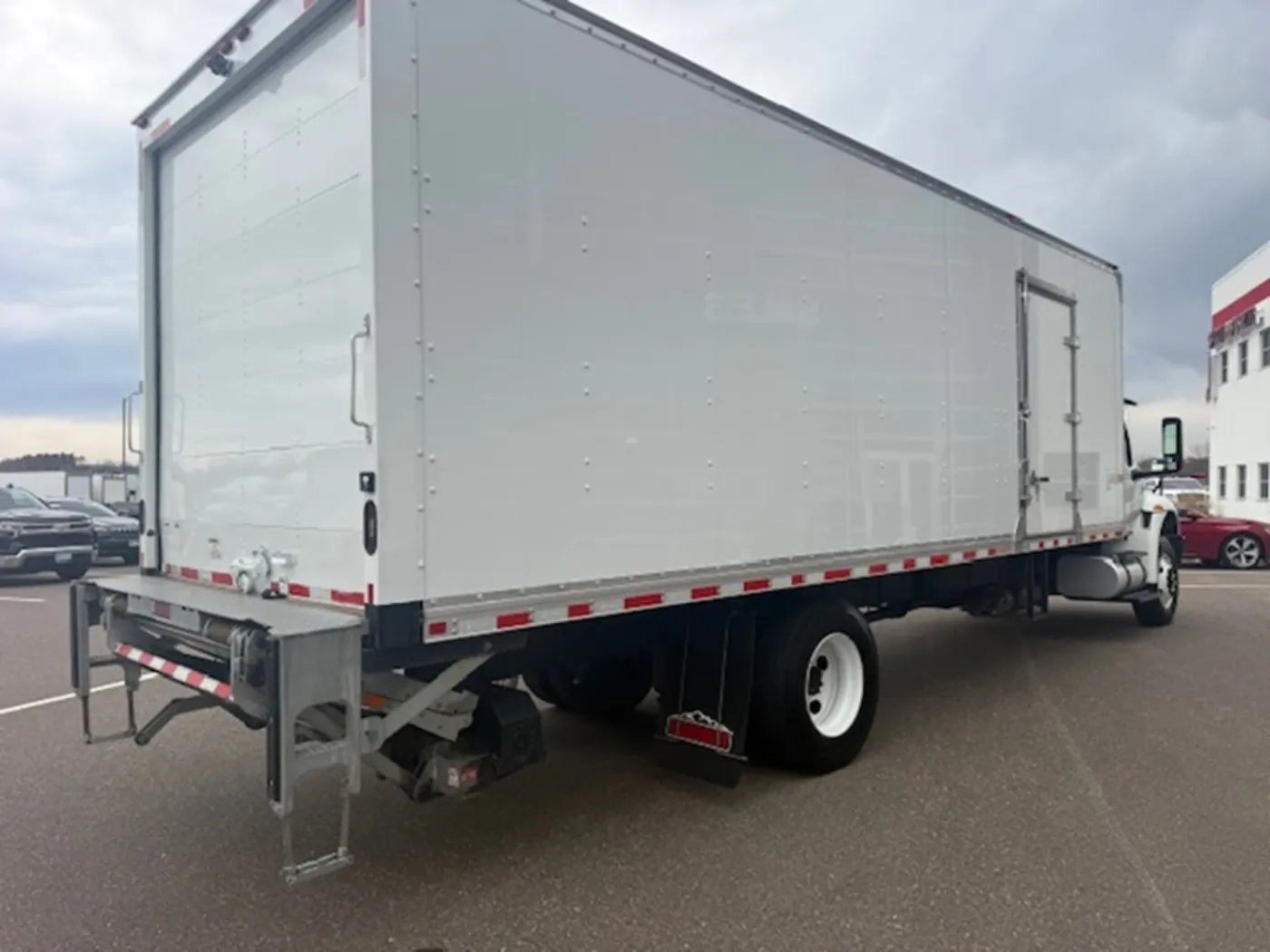 2022 International MV607 | Photo 5 of 10