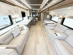 2026 Newmar Mountain Aire 4118 | Thumbnail Photo 4 of 31