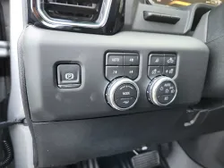 2026 GMC Sierra 2500HD Denali | Thumbnail Photo 6 of 28