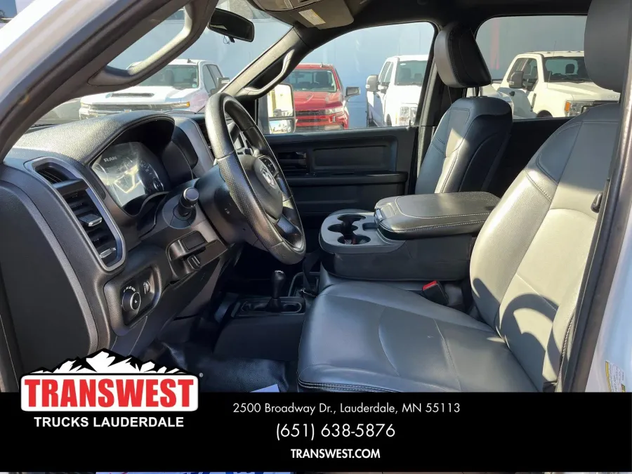 2023 RAM 2500 Tradesman | Photo 4 of 20