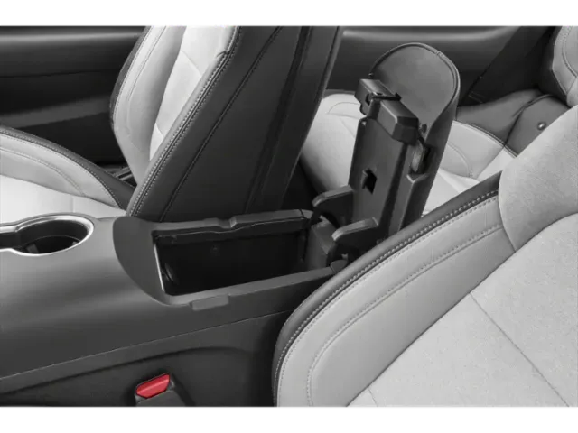 2025 Ford Mustang | Photo 10 of 12