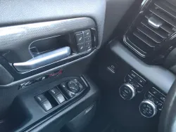 2022 GMC Sierra 1500 AT4 | Thumbnail Photo 16 of 22