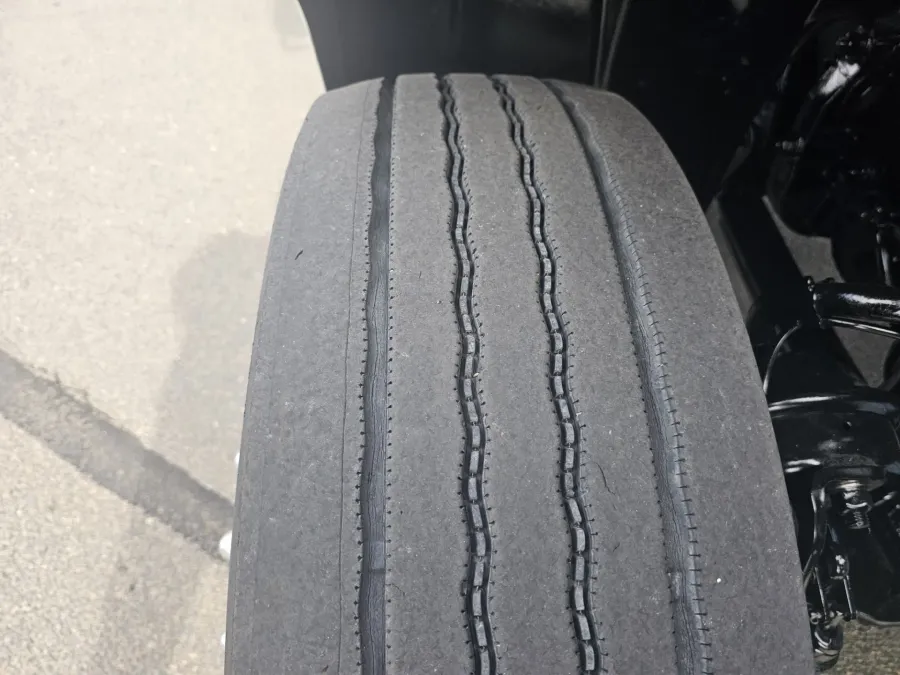 2023 Freightliner M2 112 | Photo 13 of 19