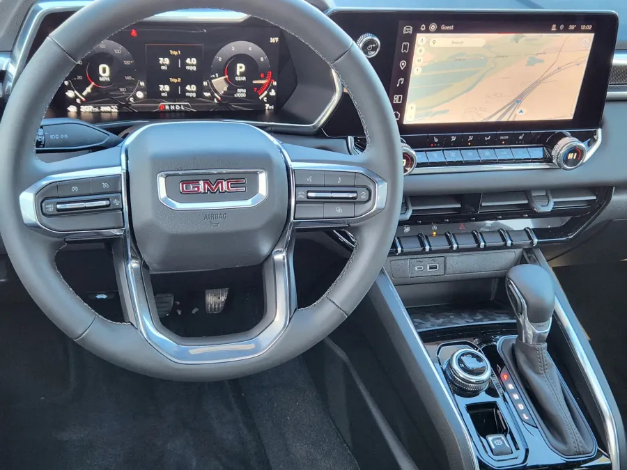 2026 GMC Canyon 4WD Elevation | Photo 15 of 20