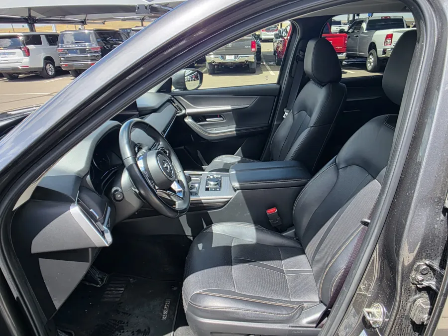 2024 Mazda CX-90 3.3 Turbo Premium | Photo 10 of 27