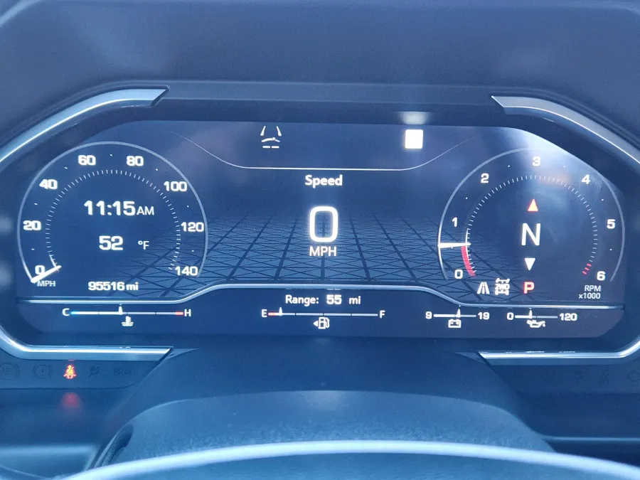 2022 GMC Sierra 1500 AT4 | Photo 10 of 22