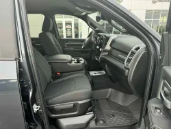 2025 RAM 3500 Big Horn | Thumbnail Photo 13 of 20