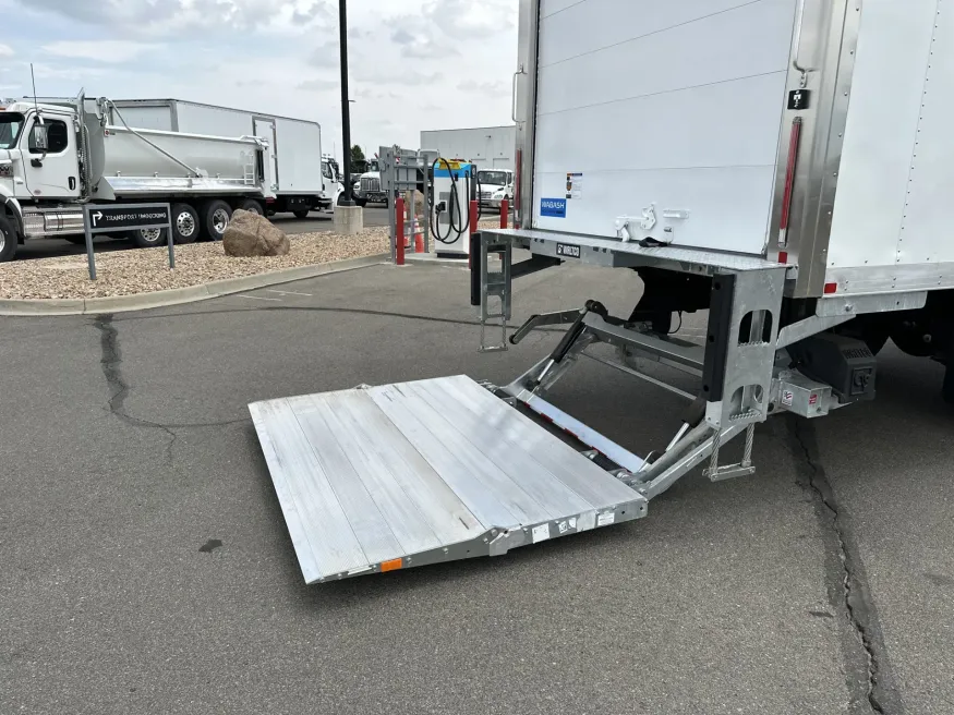 2025 Freightliner M2 106 | Photo 14 of 18