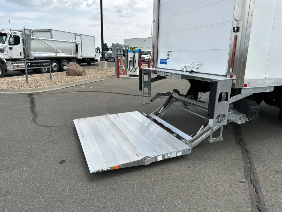 2025 Freightliner M2 106 | Photo 14 of 18