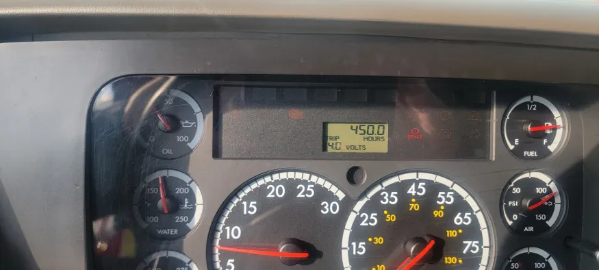 2008 Sterling L8500 | Photo 6 of 8