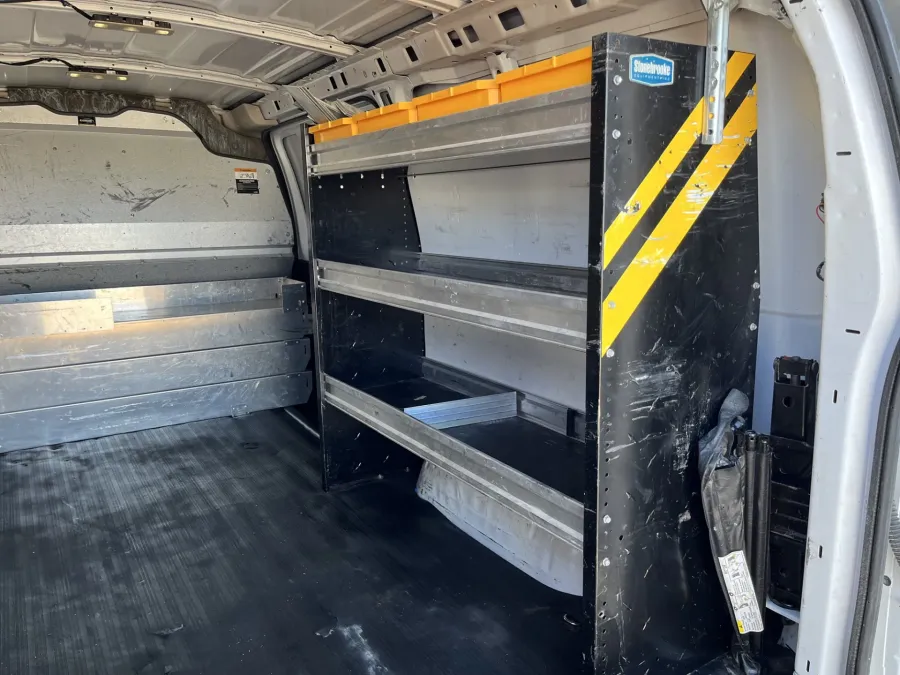 2021 Chevrolet Express 3500 | Photo 11 of 22