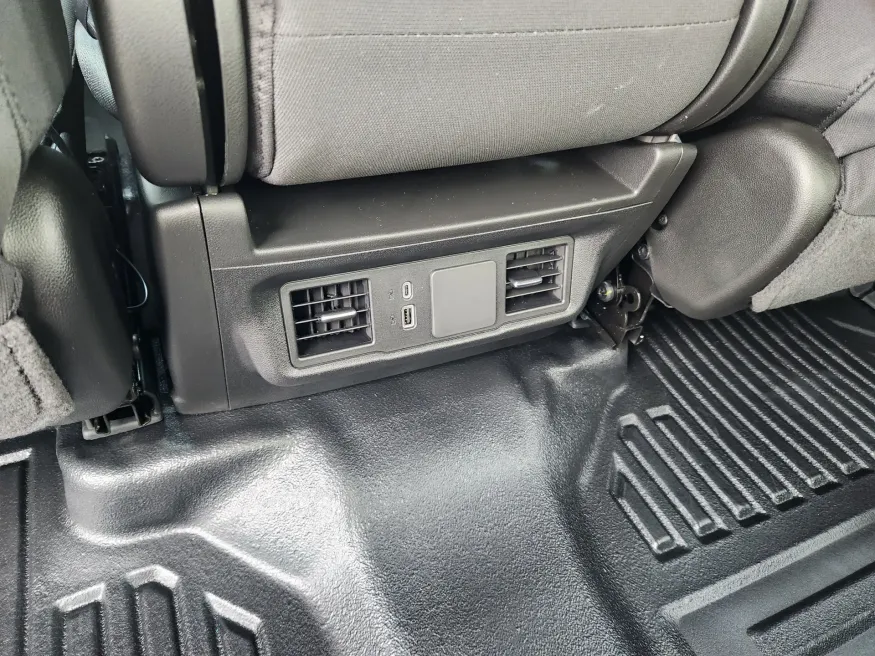 2026 GMC Sierra 1500 Pro | Photo 19 of 23