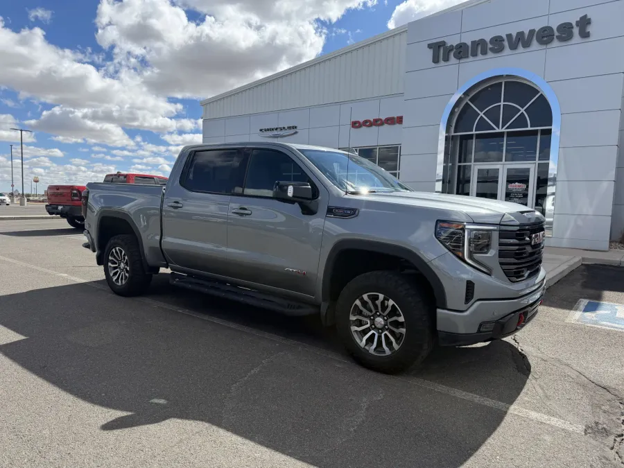 2023 GMC Sierra 1500 AT4 | Photo 1 of 21