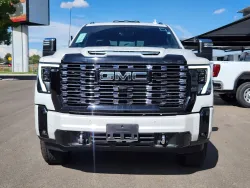 2025 GMC Sierra 3500HD Denali Ultimate | Thumbnail Photo 4 of 29
