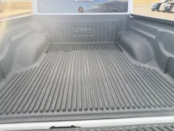 2023 Jeep Gladiator High Altitude | Thumbnail Photo 7 of 18