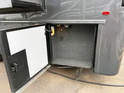 2026 Newmar Ventana 3512 | Thumbnail Photo 23 of 28