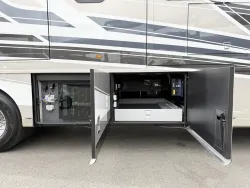 2026 Newmar Dutch Star 4081 | Thumbnail Photo 26 of 30