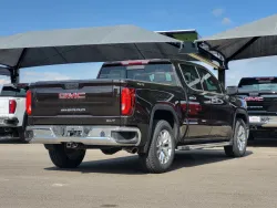 2019 GMC Sierra 1500 SLT | Thumbnail Photo 6 of 25