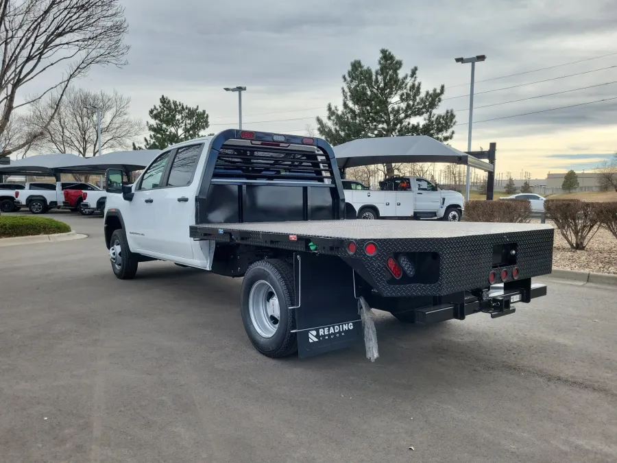 2026 GMC Sierra 3500HD CC Pro | Photo 2 of 24