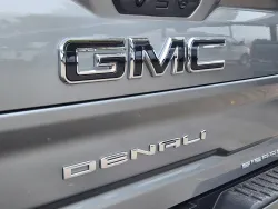 2026 GMC Sierra 3500HD Denali Ultimate | Thumbnail Photo 13 of 31