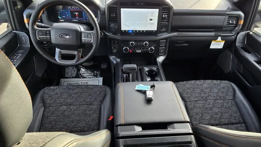 2025 Ford F-150 | Photo 26 of 30