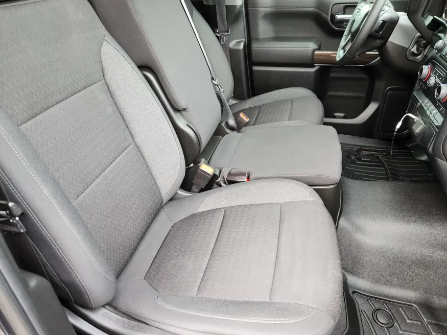 2022 Chevrolet Silverado 1500 LTD | Photo 15 of 28