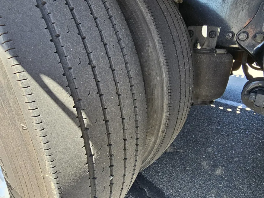 2019 Western Star 4900FA | Photo 22 of 34