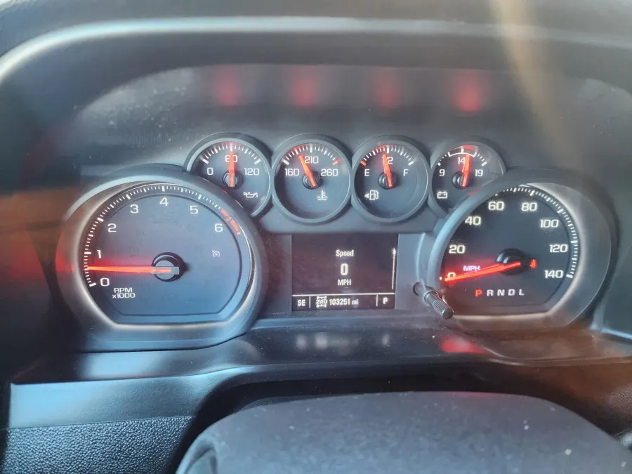 2020 Chevrolet Silverado 1500 Custom | Photo 19 of 25