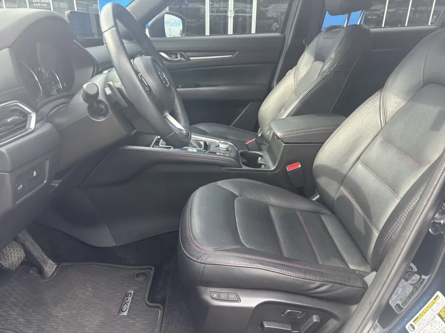 2023 Mazda CX-5 2.5 Turbo | Photo 13 of 21