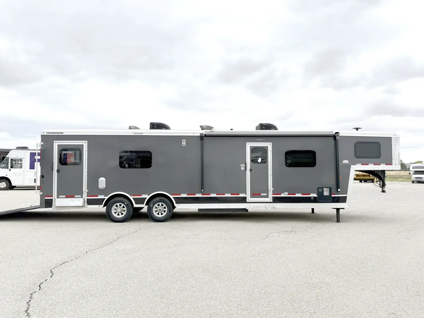 2022 Logan Coach Ultimate Sports Hauler | Photo 2 of 25