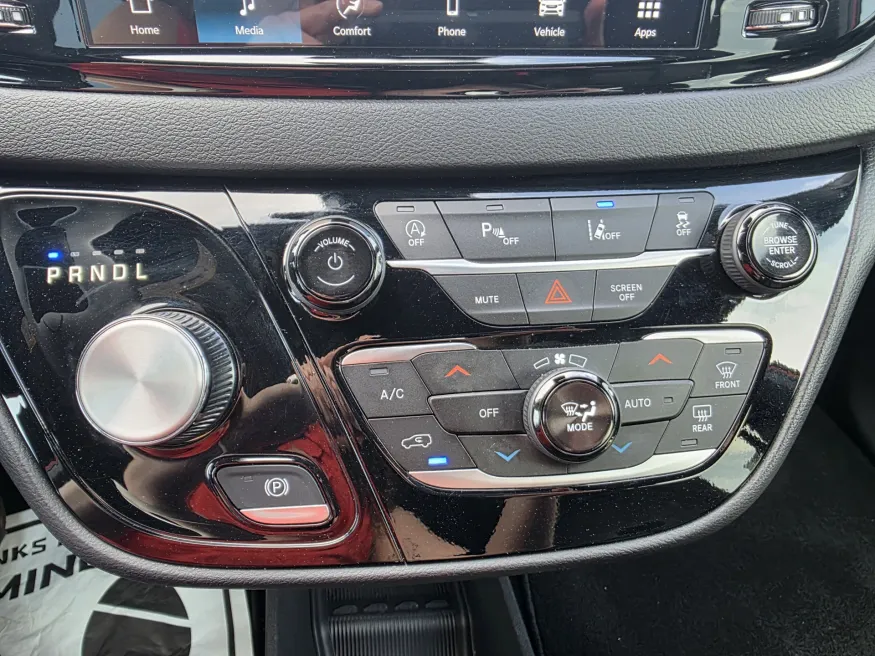 2025 Chrysler Pacifica Select | Photo 22 of 30