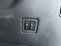 2023 Chevrolet Traverse High Country | Thumbnail Photo 9 of 22