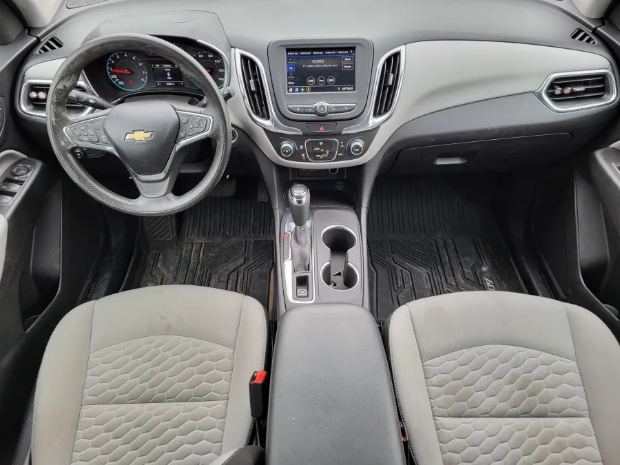 2021 Chevrolet Equinox LS | Photo 21 of 25