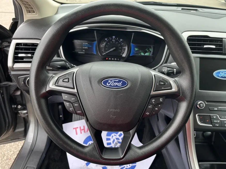 2018 Ford Fusion | Photo 11 of 19