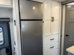 2026 Renegade Veracruz 32VDS | Thumbnail Photo 10 of 34