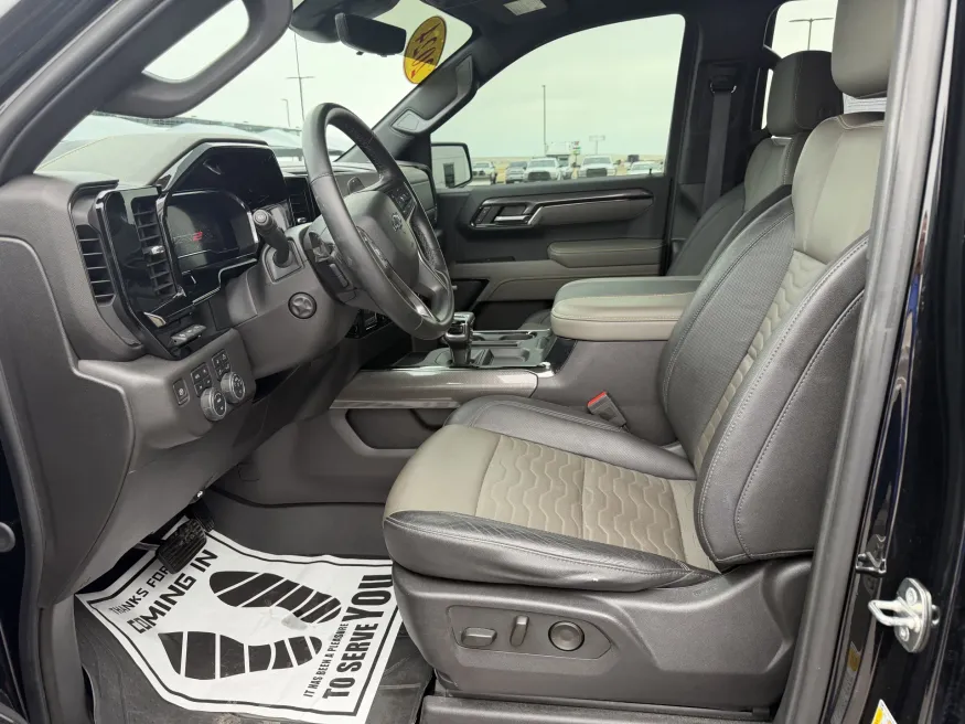 2024 Chevrolet Silverado 1500 ZR2 | Photo 14 of 20