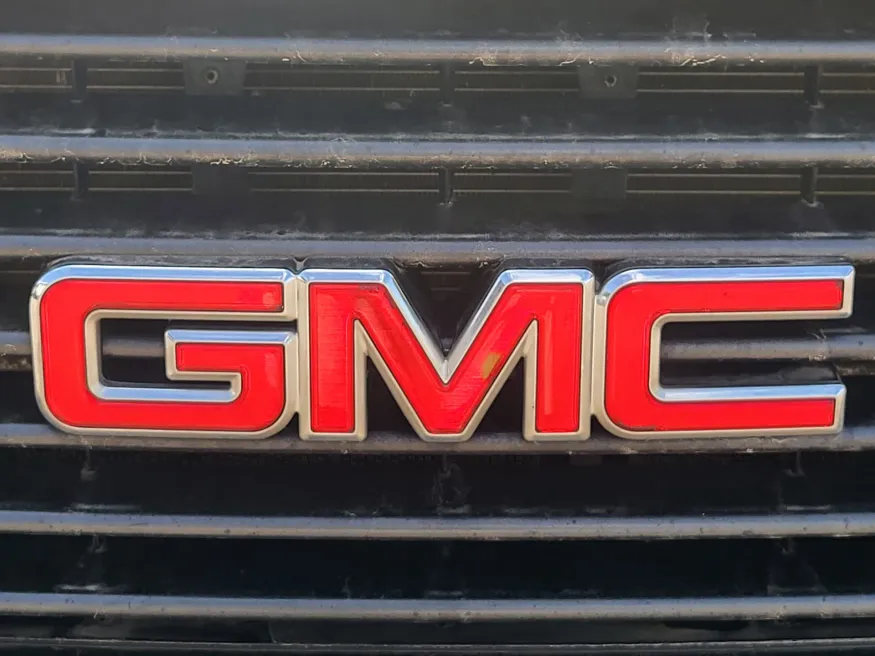 2017 GMC Savana Commercial Cutaway CUTWAY | Photo 10 of 20