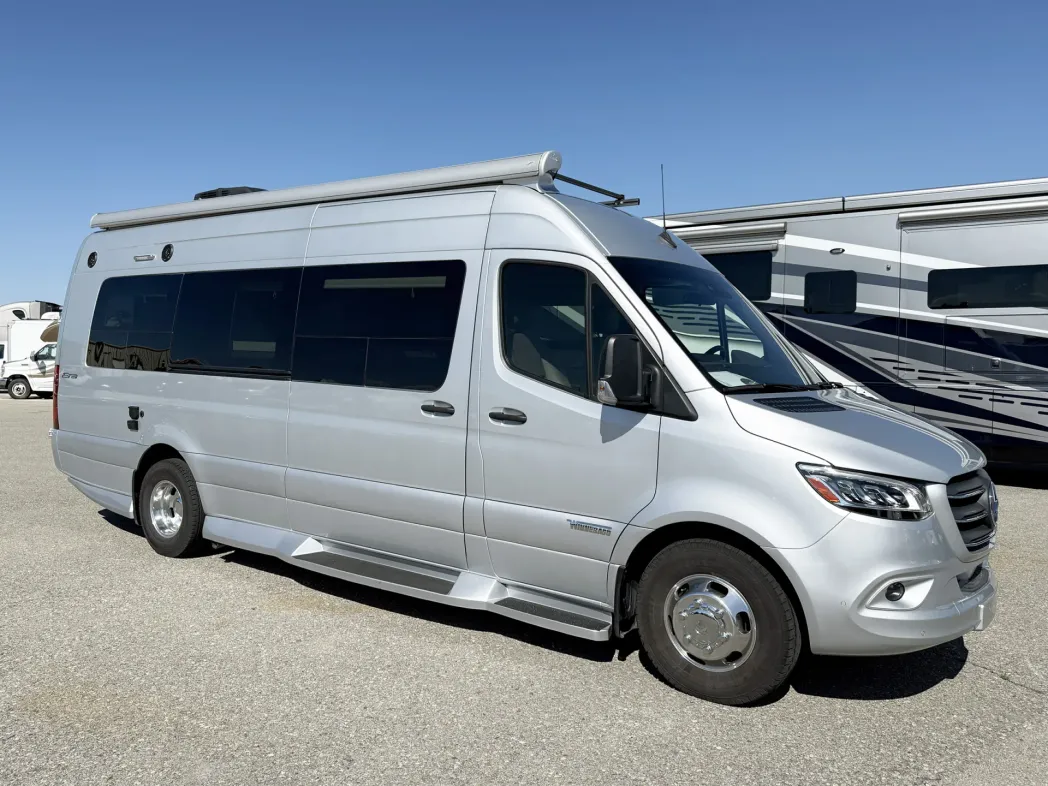 2022 Winnebago Era 70A 