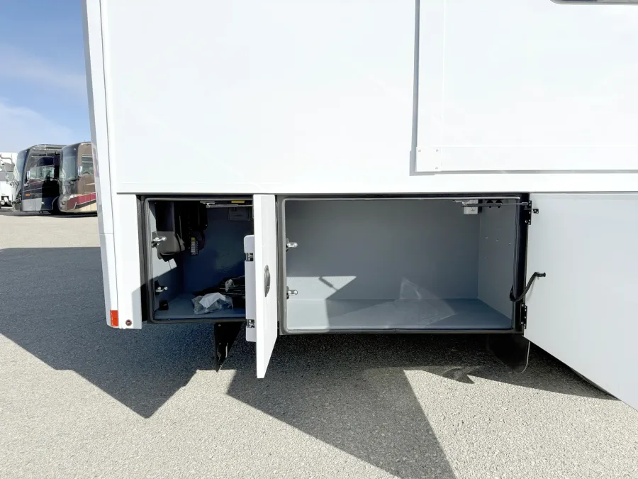 2026 Renegade Explorer 40ERB | Photo 25 of 29