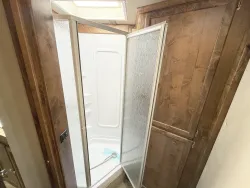 2021 Logan Coach Select 812 3HLQ | Thumbnail Photo 12 of 27