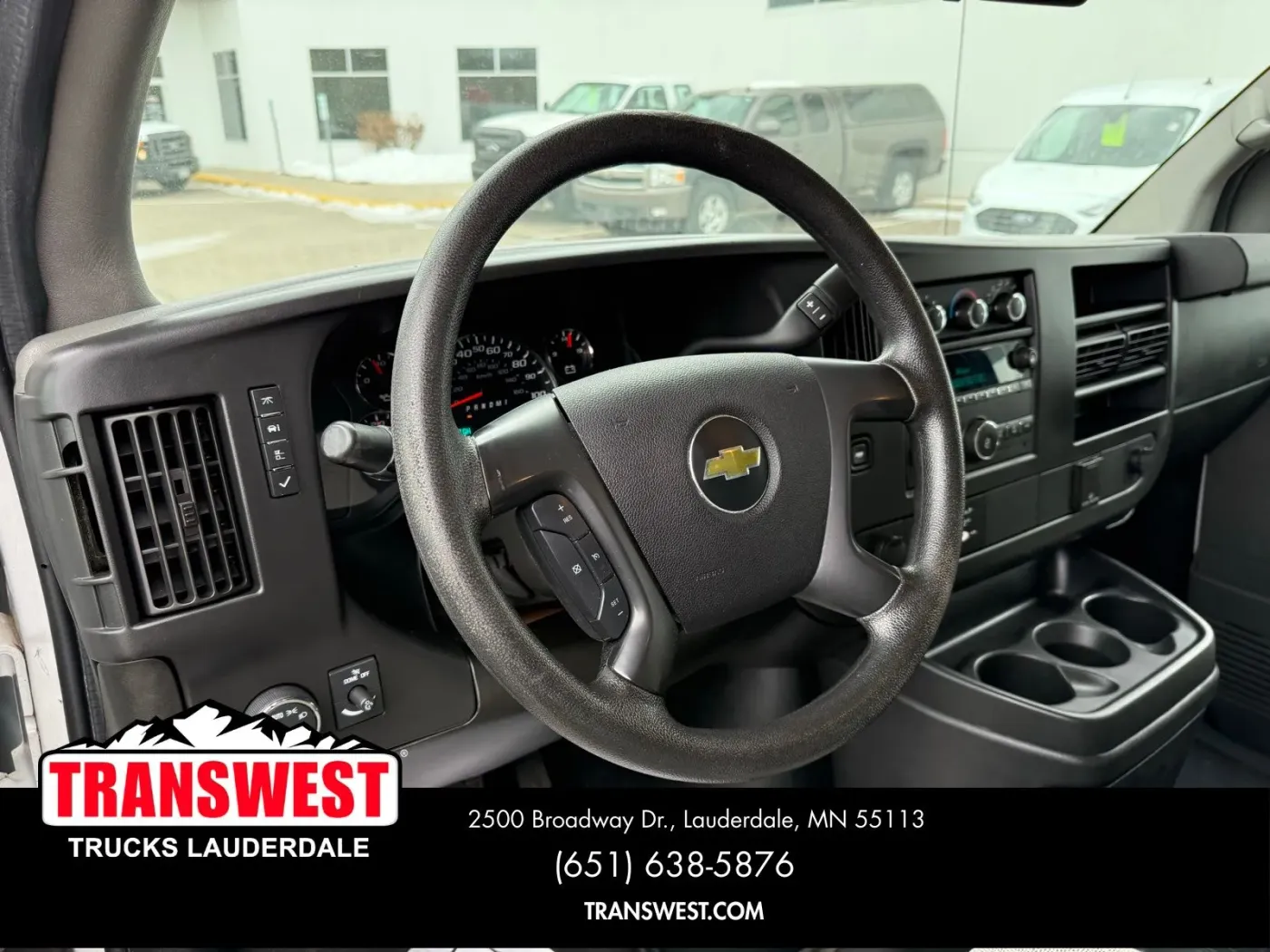 2015 Chevrolet Express 2500 Work Van | Photo 3 of 21