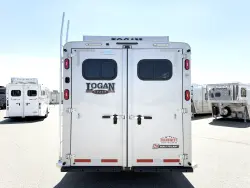 2026 Logan Coach Riot 4HGN | Thumbnail Photo 7 of 19