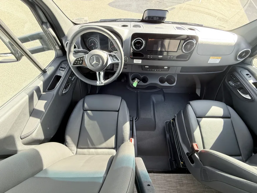 2026 Winnebago EKKO 23B | Photo 6 of 23